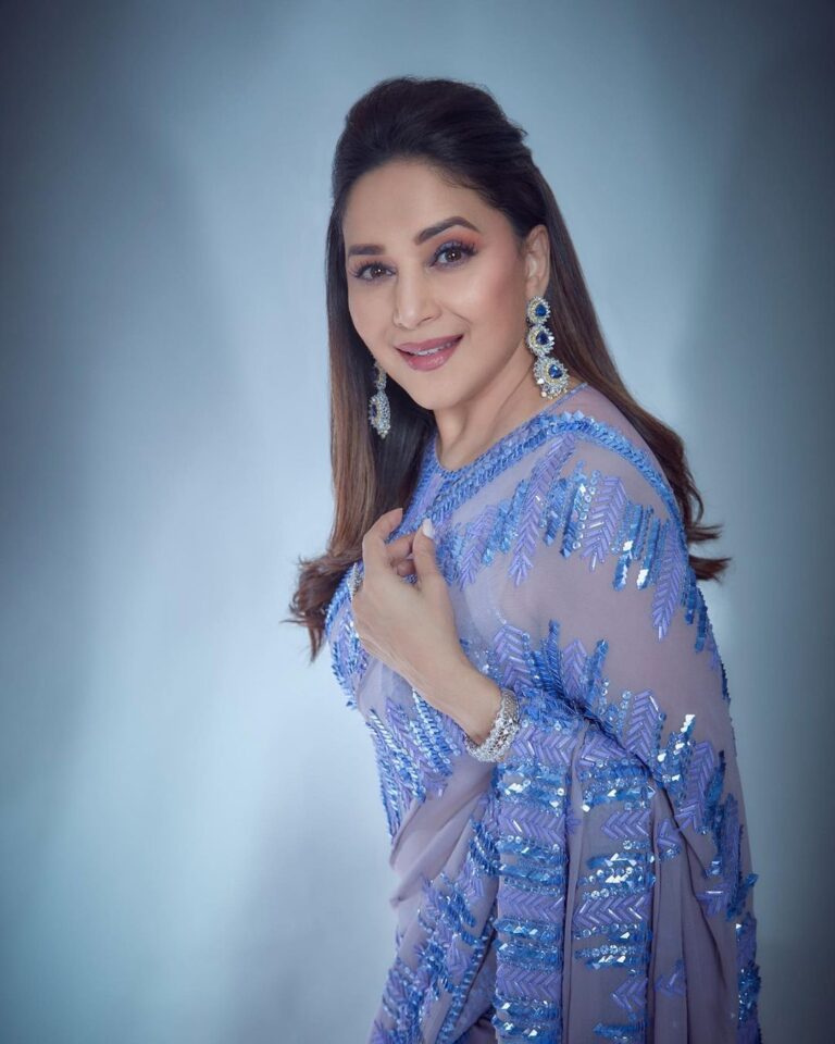 Madhuri Dixit Instagram - Getting ready for the season of love and light! #aboutlastnight #sareelove #diwali #diwalioutfit #diwaliparty #lilac