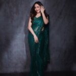 Madhuri Dixit Instagram - Hello there! #jhalakdikhlajaa10 #photooftheday #photoshoot #saturday #saturdayvibes #green #sareelove