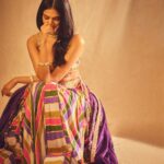 Malavika Mohanan Instagram - And Diwali begins 🪔✨ @punitbalanaofficial 💜 📸 @sheldon.santos Makeup @makeup.artist.anusha Hair @nayanhair PR @theitembomb Jewelry @houseofshikha