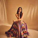 Malavika Mohanan Instagram - And Diwali begins 🪔✨ @punitbalanaofficial 💜 📸 @sheldon.santos Makeup @makeup.artist.anusha Hair @nayanhair PR @theitembomb Jewelry @houseofshikha