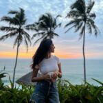 Malavika Mohanan Instagram - Was down with 103 degrees fever since the last 3 days. Was totally down and beaten physically & mentally… but a sunset as stunning as this & such lovely fresh air cheers me up like nothing else☀️🧡