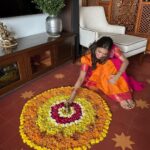 Malavika Mohanan Instagram – Happy Onam to all you lovely people! ♥️ 🌾🌺🌼

Started off the day by making the ‘pookalam’ with flowers with my best friends 🥰, had the most lovely ‘sadhya’ lunch with family and a bunch of close friends, and we’re all pretty much food coma-ing right now 🦦 
Also gave the quintessential Kerala ‘kasavu’ saree a miss this year and went for a colourful half saree instead for a change! Do you like ittt?☺️

@collectiveamara @souravroy_1999