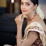 Mamta Mohandas Instagram – Your most sacred place is within you… 
No matter how twisted and confused this world tries to get you, let’s always continue to  believe that truth triumphs over evil.. no matter what! 

Happy Dussehra & Vijayadashmi to you and family.

#dussehra #vijayadashami #festive #hindu #goodoverevil Manamel Sree Kaleeswari Temple