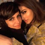 Mandira Bedi Instagram - Happy Biirthday to my dearest ,sweetest Mon. 🥰 We met in the January of 2019.. and have made SO many beautiful memories together, since. ❤️🧿🙏🏽 I’m really blessed to have you in my life. Keep smiling, keep shining.. knowing you can always count on me.. that’s what friends are for…. Love you ❤️ @imouniroy ❤️🧿