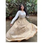 Megha Akash Instagram - Happy Onam 🌸🌺🤍
