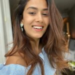 Mira Rajput Instagram - Feeling fiineee 💙 #hellosunday