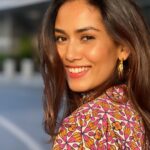 Mira Rajput Instagram - Never miss golden hour ✨