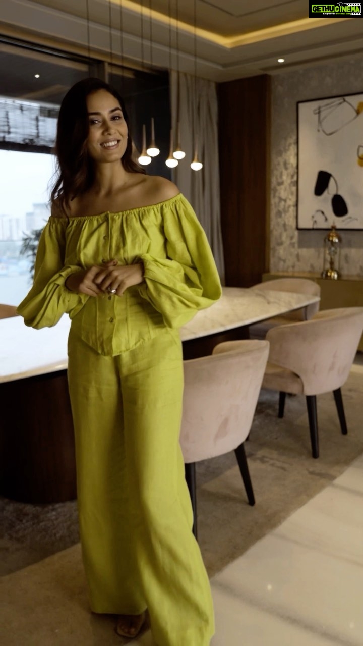 Mira Rajput Instagram - To me, a 'home' is so much more than a living space - it's a reflection of me and mine - our personal styles, aesthetics, and little quirks. Here's a sneak peek into the space I'll be working on with @flipkart . Watch on as I get started on an exciting #HomeFlipover. Stay tuned! @flipkartlifestyle