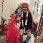Mira Rajput Instagram - Happy 40th Anniversary Mom & Dad! ❤️❤️❤️❤️ From your brood, we love you!
