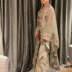 Mira Rajput Instagram - Putting your hair up > Letting your hair down #swipeseries