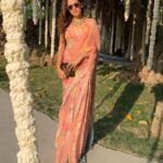 Mira Rajput Instagram - Was there a more appropriate time to use the caption ‘Sari not sorry’ ? If I had to wear one kind of outfit to an occasion that required any level of formality or festivity, it would be a chiffon sari. #gotitfrommymama