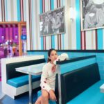 Mira Rajput Instagram - What’s the scoop?🍦 Warner Bros. World Abu Dhabi AUH