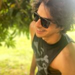 Mira Rajput Instagram - Spirited, talented, the one with the biggest hair and the biggest heart, ever so loving, perpetual third wheel and the best Chachu in the whole wide world.. Happy Birthday @ishaankhatter ❤️ Love you loads. May we always click the best pictures of each other and always be 90s kids forever 💥 (Let’s keep the sidebar going when the conversations take a turn for you know.. “evolved”) Always be happy and keep the kids busy 🤪