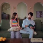 Mira Rajput Instagram – #Partnership Listening to every command I give is a smart thing to do for @shahidkapoor, just like the ‘one’ who is all ears 👂😝
Are you ready for something even smarter coming soon?

Stay tuned! @oneplus_india