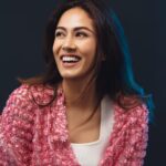 Mira Rajput Instagram - You just have to make Monday happen. It is going to happen 🤩 #fetch