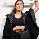 Mira Rajput Instagram - See you at the bar @louisvuitton @vogueindia @mira.kapoor #LVCapucines #LouisVuitton Photographed by The House of Pixels (@thehouseofpixels) Styled by Priyanka Kapadia (@priyankarkapadia) Hair and Makeup: Nishi Singh (@nishisingh_muah) Styling assistant: Naheed Driver (@naheedee) Production: Divya Jagwani (@divyajagwani) Visual Editor: Jay Modi (@jaymodi2)
