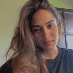 Mira Rajput Instagram – Oats on Gram 

Breakfast photodump.