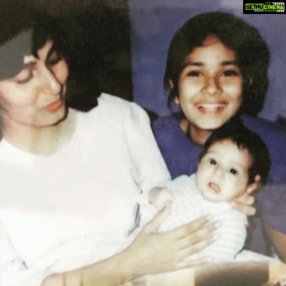 Mira Rajput Instagram - When they say ‘wind beneath my wings’ I think of you! Gentle presence, continuous support, unconditional warmth and care and love beyond measure! Love you my Mama no.2! Couldn’t do anything without you! Happy Birthday Peepeep @priyatulshan! Love you forever 💋 You keep it together and keep us together ❤️