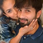 Mira Rajput Instagram - I like me better when I’m with you 💋 Happy 40th to the love of my life. Any wiser and I’m in trouble. Lucky me you don’t look it and lucky you, I don’t show it. I love you baby.