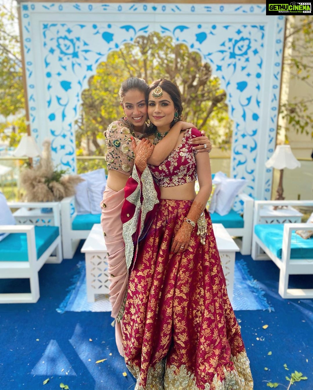 Mira Rajput Instagram - All we need is somebody to lean on ❤️ #arjunsejailed