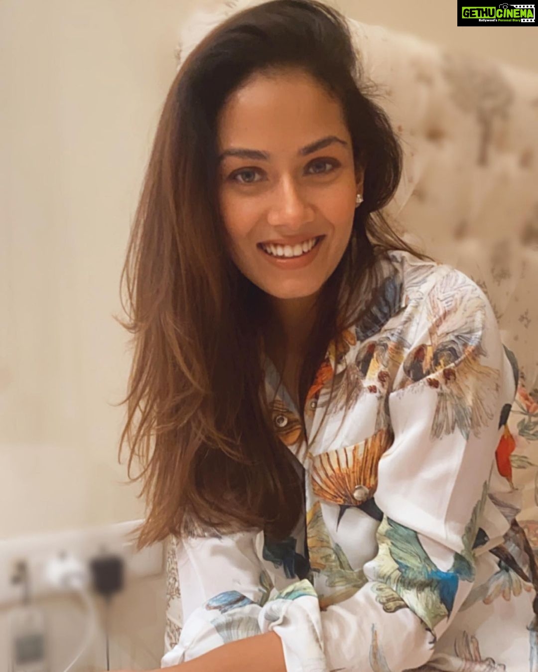 Mira Rajput Instagram - Guess who clicked this 👧🏻