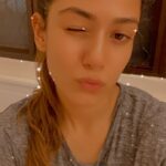 Mira Rajput Instagram - Get moving #goawaybabyhair