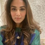 Mira Rajput Instagram - The AFTER with @justbobbibrown 💄 She is magic. #keepitreal @vogueindia