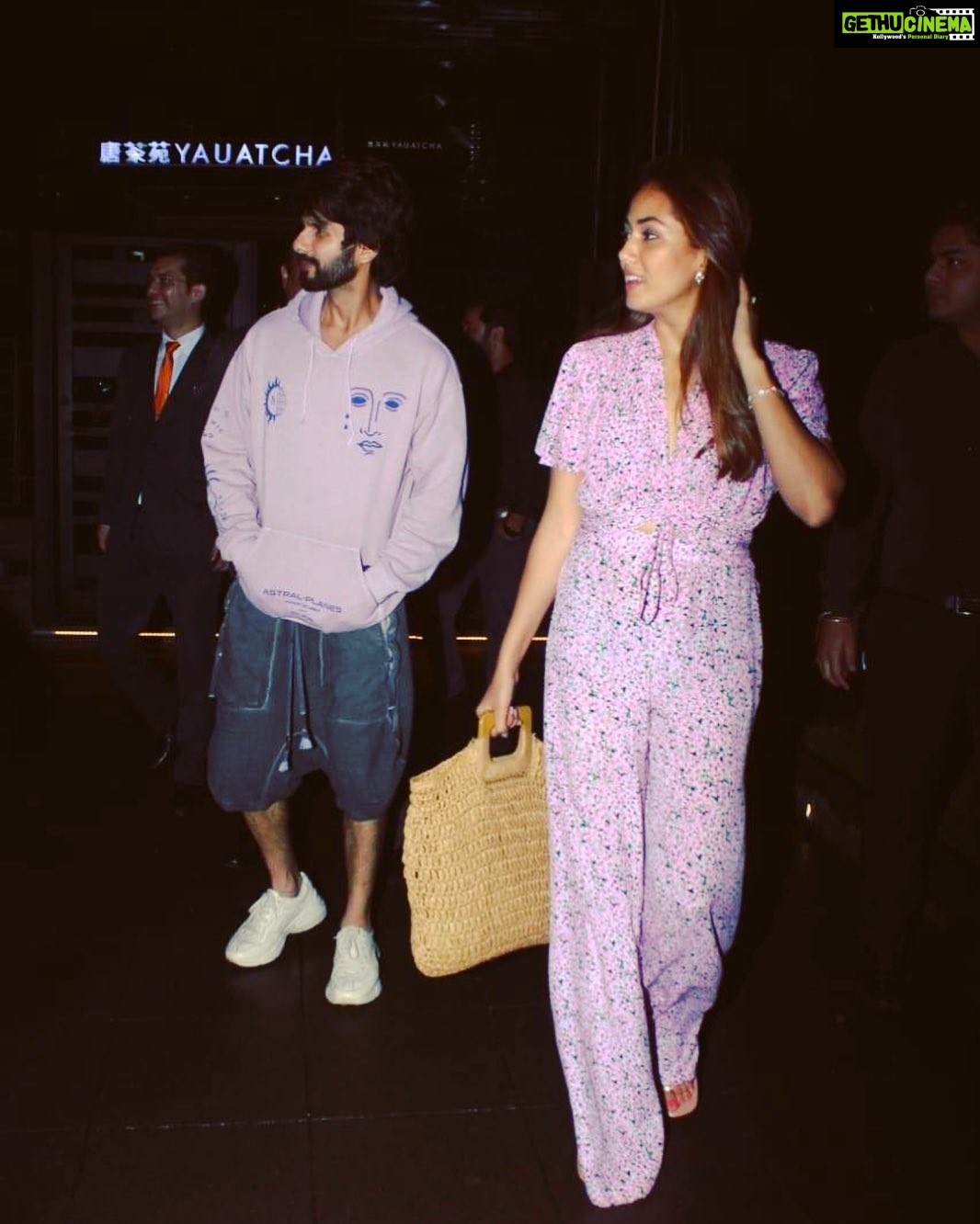 Mira Rajput Instagram - Dear Yauatcha, I miss you. I know we had to break up all of a sudden, but the lack of your warm fluffy dimsums isn’t doing me any good. I tried, but it seems like life is better with you. Let’s get back together? #longdistancerelationship I promise @shahidkapoor won’t mind 🥟 @yauatchamumbai