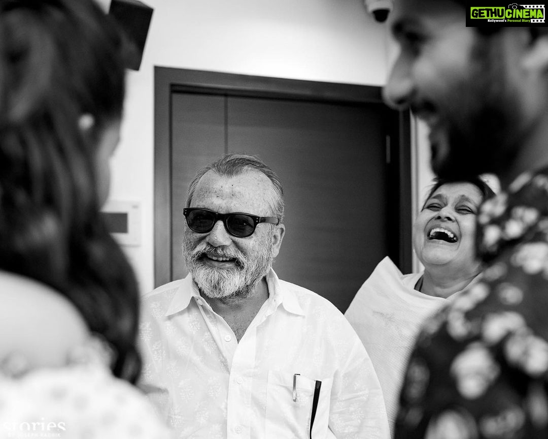 Mira Rajput Instagram - Happy Birthday Dad ❤️ Nobody is as cool and as warm as you are 😘 In a family of Alphonsos we’re the Safedas! To the bestest ‘Baba’, We love you ❤️