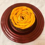 Mira Rajput Instagram - Why put a cherry on top when you can have mangoes 😝 Nutella Chocolate cake with Mangoes #homemade