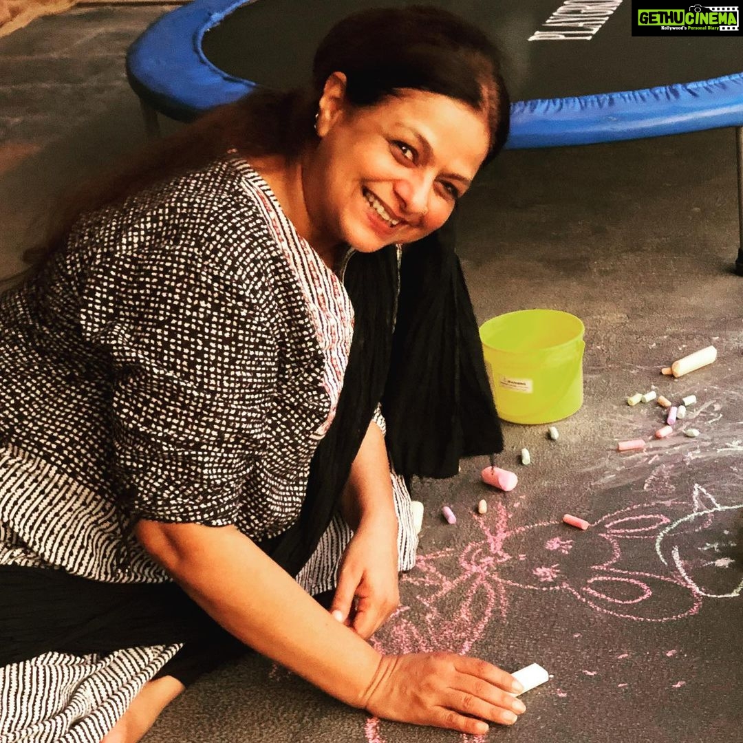 Mira Rajput Instagram - Rockstar. Boss Lady. Cuddliest Grandma. Happy Mother’s Day to the coolest Mom on the block! Thanks for always having my back and you know I got yours! (It’s us two vs you know who two 😝)