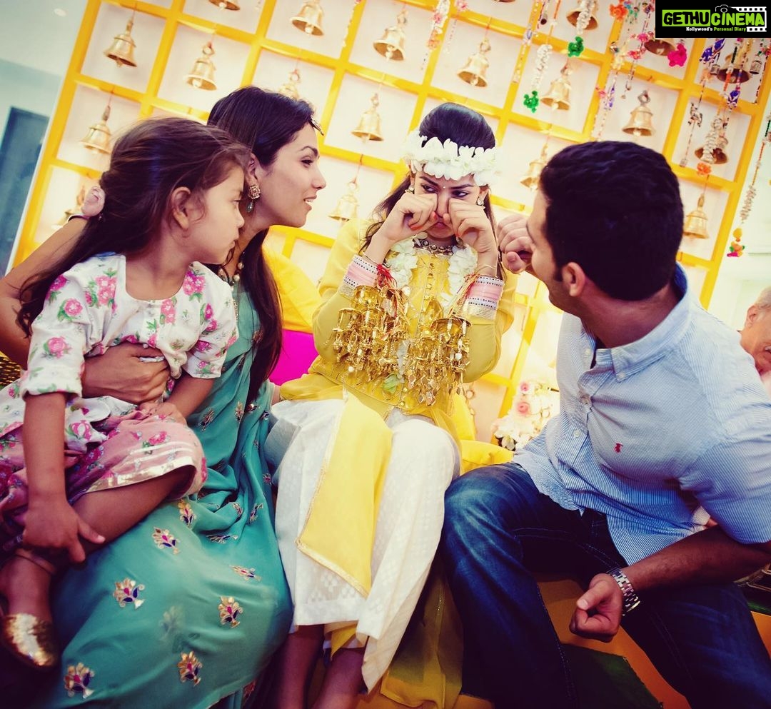 Mira Rajput Instagram - Down memory lane.. It’s the bittersweet memories that are etched most strongly in one’s heart. Missing the moment, missing the company, missing the celebration ❤️