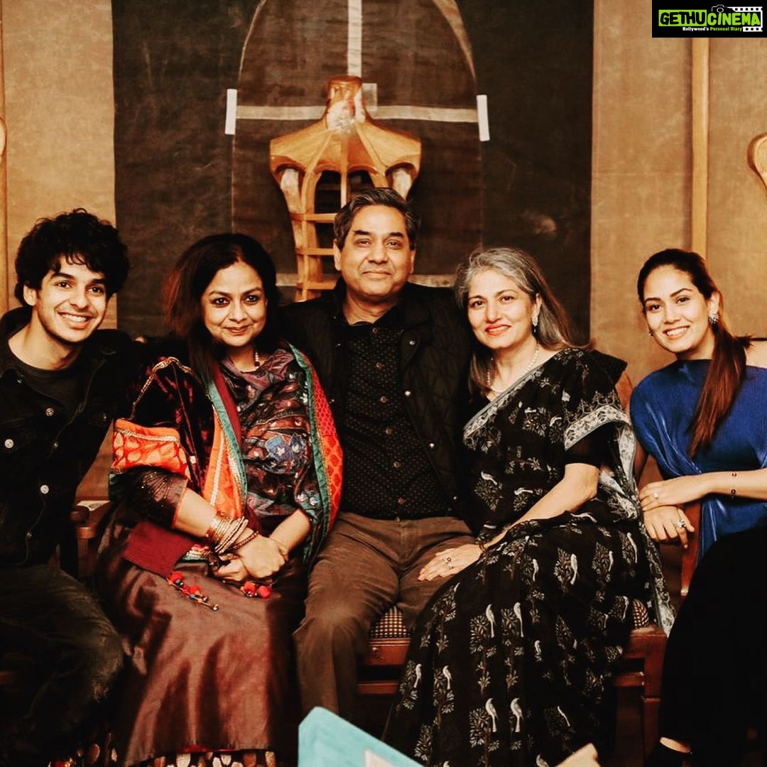 Mira Rajput Instagram - Rockstar. Boss Lady. Cuddliest Grandma. Happy Mother’s Day to the coolest Mom on the block! Thanks for always having my back and you know I got yours! (It’s us two vs you know who two 😝)