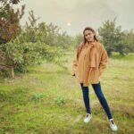 Mira Rajput Instagram - Such a feelin's comin' over me There is wonder in 'most every thing I see Not a cloud in the sky, got the sun in my eyes And I won't be surprised if it's a dream I’m on the top of the world 🎶