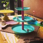 Mira Rajput Instagram – Impromptu Summer Dance Party for Missy! 
She insisted on a birthday for herself (thanks Topsy and Tim) but we managed to convince her to have a dance party instead. Old school staples like fries and jelly with the new favourite — mac n cheese and ofcourse donuts were on the menu! (She sat with me and scribbled the menu herself) If only we could all be kids and enjoy the yummy goodies guilt free. It’s important to let them eat what they like once in a while. 
And to make it easy, potluck snacks for adults! 
I’m sure all mums are busy keeping their kids busy this summer! Sometimes it’s the easy things that work best. A playlist, a dock and a lot of bubble guns! And some good company of course 🤩