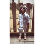 Mira Rajput Instagram - When missy picks out her outfit #ootd ✋🏻