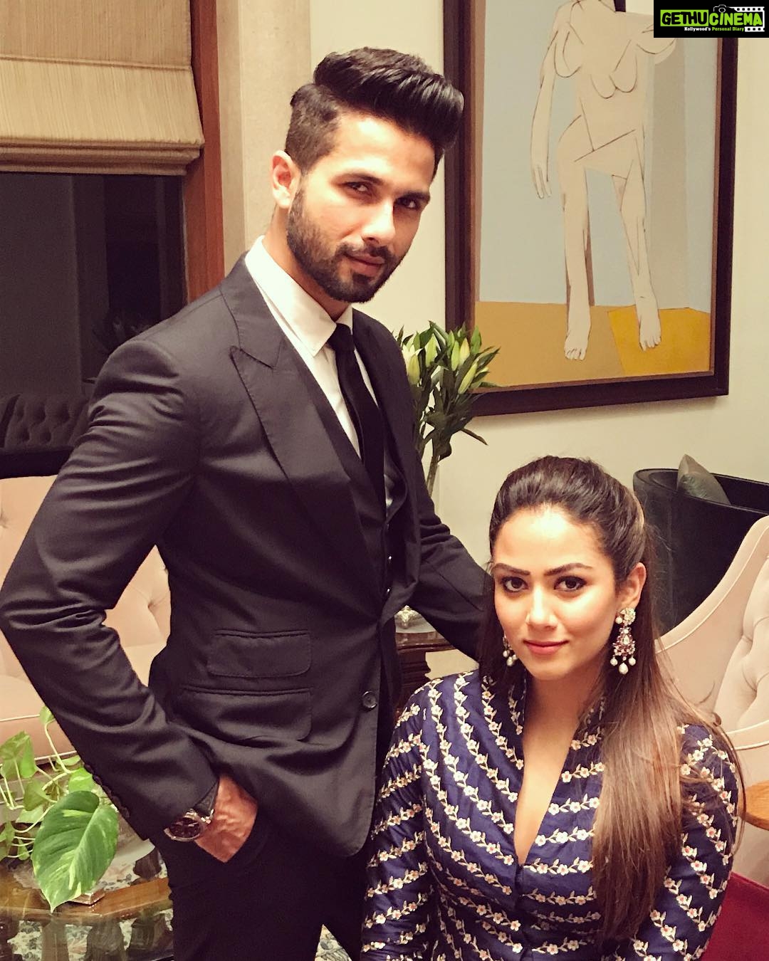 Mira Rajput Instagram - I can see his face again! #hellohusband