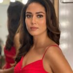 Mira Rajput Instagram – Hello 💃🏻