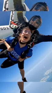 Mira Rajput Instagram - Here’s when me and my Habibis went to Dubai 🫶💋🇦🇪Let’s do it again? @visit.Dubai @museumofthefuture @auraskypooldubai @TaliseSpa @tableotto.ae @infinitylumieres @skydivedubai @skidxb @dinnerintheskyuae @atmospheredubai @celavidubai @insideBurjAlArab #InsideBurjAlArab #TimeExceptionallyWellSpent #BurjAlArab #dubaieats . . . #skydiving #dubai #reelsinstagram #reelsindia #minivlog #travelgram #girlsquadgoals #girlstrip #bucketlistadventures
