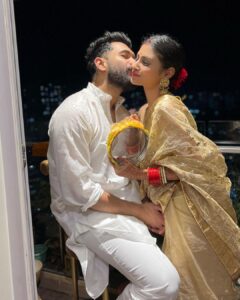Mouni Roy Instagram - My happy place ♾️ 🧿🔱