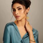 Mouni Roy Instagram – 🪄 ❤️ @idivaofficial 

#YouAreGold @mygoldguide  @gjepcIndia

Editor: @cbdcruz
Creative Head: @santu.misra
Photographer: @manasisawant
Stylist: @shauryaathley @ayeshaaminnigam
Styling Assistant: @janvhijaiswal
Cover design: @monakatona
Makeup: @chettiaralbert
Hair: @chettiarqueensly
Video Director: @thesrishkebab
Producer: @saumyashresth 
Video Editor: @gsvirkk
Cover Story by: @stootea
DOP: @akshay_boomerang
Brand Solutions: @kanikabhattacharya
Project Lead: @ayushguha
Artist Reputation Management – @media.raindrop
Social media marketing: @shivanichatterjee @ekanshi.g

.