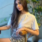 Mouni Roy Instagram – #shotoniphone14promax