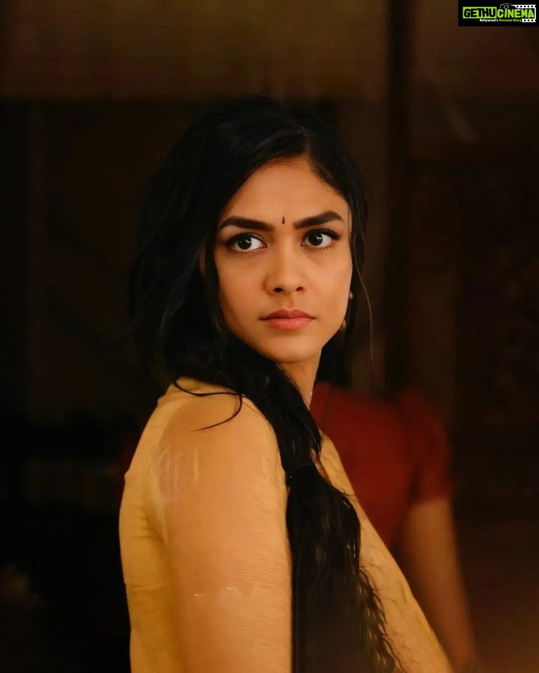 Mrunal Thakur - 1.4 Million Likes - Most Liked Instagram Photos