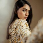 Mrunal Thakur Instagram - 💛💛💛 #sitaramampromotions Outfit: @aisharaoofficial Jewellry: @amrapalijewels . . Styled: @archamehta Styling team: @ruchi.munoth @abhishri__maru niha__varma Makeup: @missblenderr_ Hair: @deepalid10 Clicked: @__suru