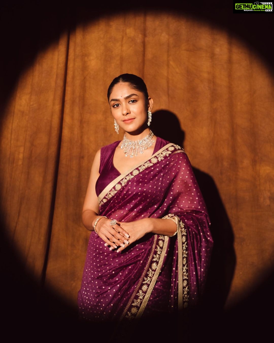 Mrunal Thakur Instagram - Once upon a dream 💅🏼🦄🩰🎆🎀 Outfit - @tranhungofficial Jewellery - @amrapalijewels Styled by - @mohitrai with @shubhi.kumar @tarangagarwalofficial @teammrstyles Photographed by- @samrat.02 Makeup - @missblender Hair - @salechav