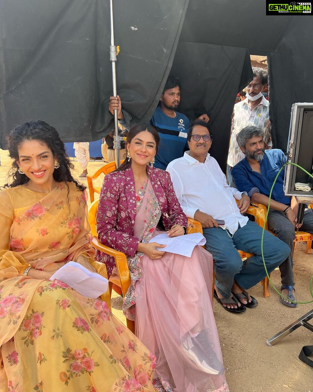 Mrunal Thakur Instagram - Happy Birthday Legend. I’d like to begin by thanking you for taking care of me through the shoot and even now. Everyday was a learning experience with you. The beautiful process of film making, the various stories from your production days and your journey, your stories are not just inspiring but they really teach us how hard work pays off. The best part about Sita Ramam, apart from playing Sita was meeting you on shoot and just listening to your stories of wonders. Waiting for the day I get a chance to work with you again, thank you for making me family. You’re truly very special Dutt sir.