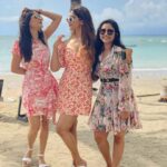 Nabha Natesh Instagram - Diwali-ing in Bali with my babies @nischitaa @sandhya__sabbavarapu : : : Villa @theanvayabeachresortbali Travel Partner @trawel_mart #travelwithnabha #trawelmartexclusive #baliwithtrawelmart #trawelmart