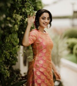 Namitha Pramod Instagram - തിരുവാവണി രാവും മനസാകെ നിലാവും.✨ എല്ലാവർക്കും എന്റെ ഹൃദയം നിറഞ്ഞ ഓണാശംസകൾ.☀️ Happy Onam ♥️ @dink4n @neethu_makeupartist @labelmdesigners @rashmimuraleedharan @ladies_planet_rental_jewellery #pic #picoftheday #onam #onamvibes #instagram #instadaily #culture #festival #she #india #kerala
