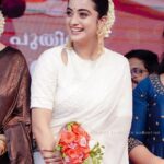 Namitha Pramod Instagram – Thank you Kottayam for the love ❤️. Swipe right to see some funny movements🥁 💃 
All the best @ncsvastram_online 
Wearing : @ncsvastramofficial
MUA : Yours truly ✨