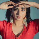 Namitha Pramod Instagram – Alexa,play Vennilaa Velicham Kinnathil Vizhundhu 
Niraindhaal Vazhindhaal Magizhchchi ☀️♥️

📷: @noorasakirphotography 
Wearing : @saltstudio 
Styled by: @styledbysmiji 
#eeshopromotions #sonyliv 
Watch Eesho on : @sonylivindia